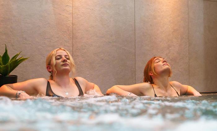 The Cliff Hotel & Spa Hot Tub